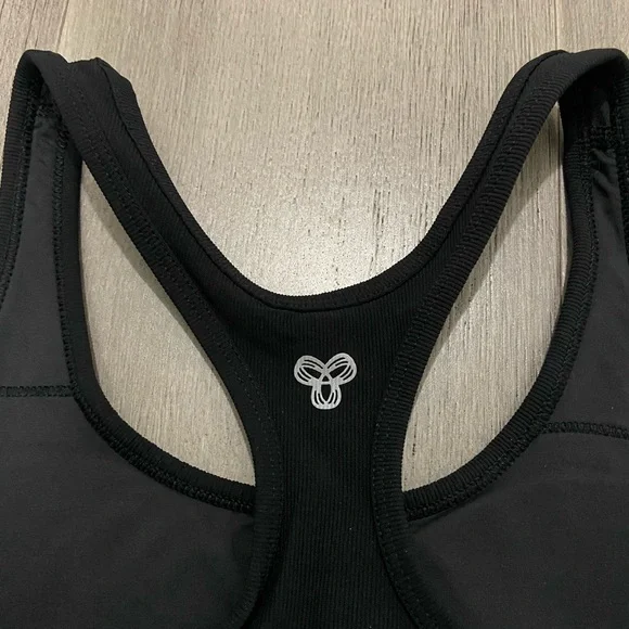 TnaSLICK™ Rib Climb Sports Bra - Picture 7 of 11